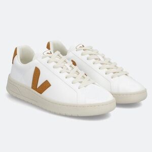 Veja - Urca Leather Sneaker